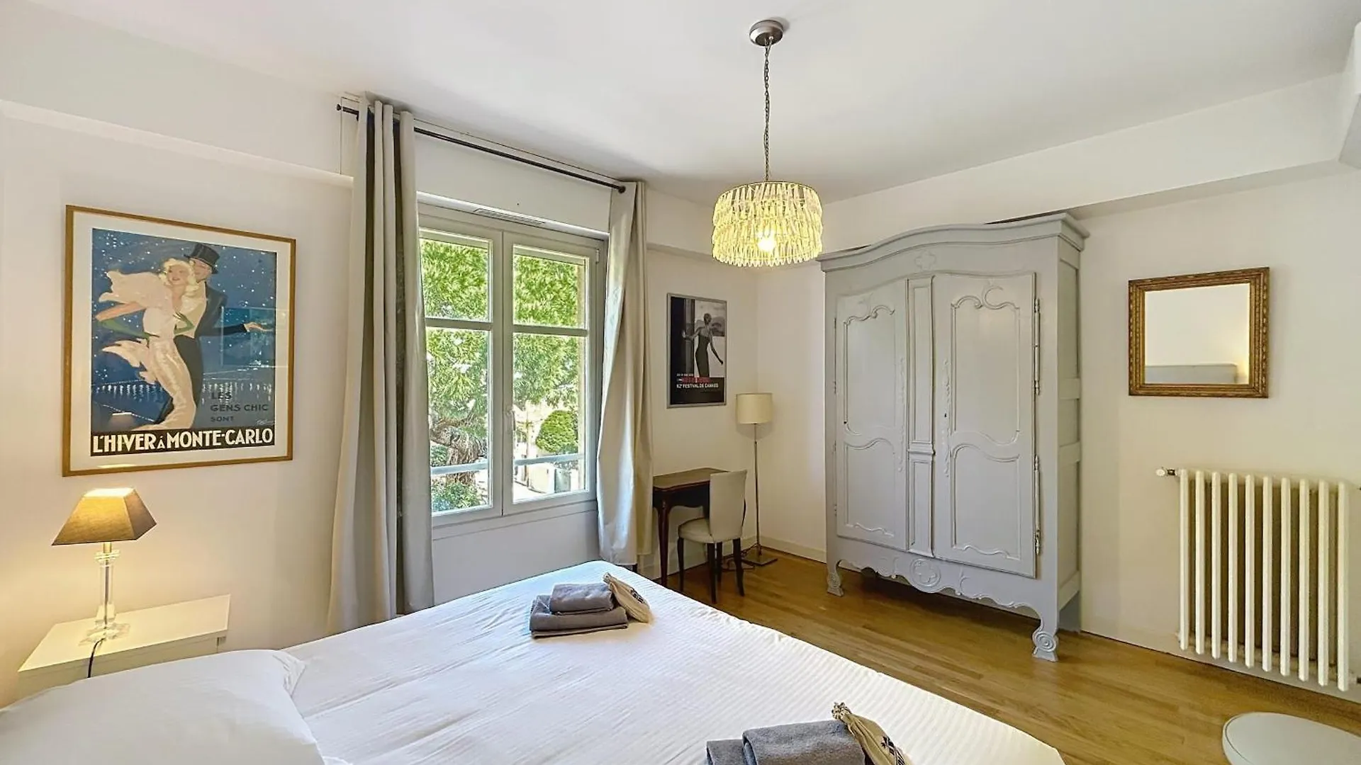 Cannes Suquet Stunning Sea View Bright Apartment Prime Quiet Location