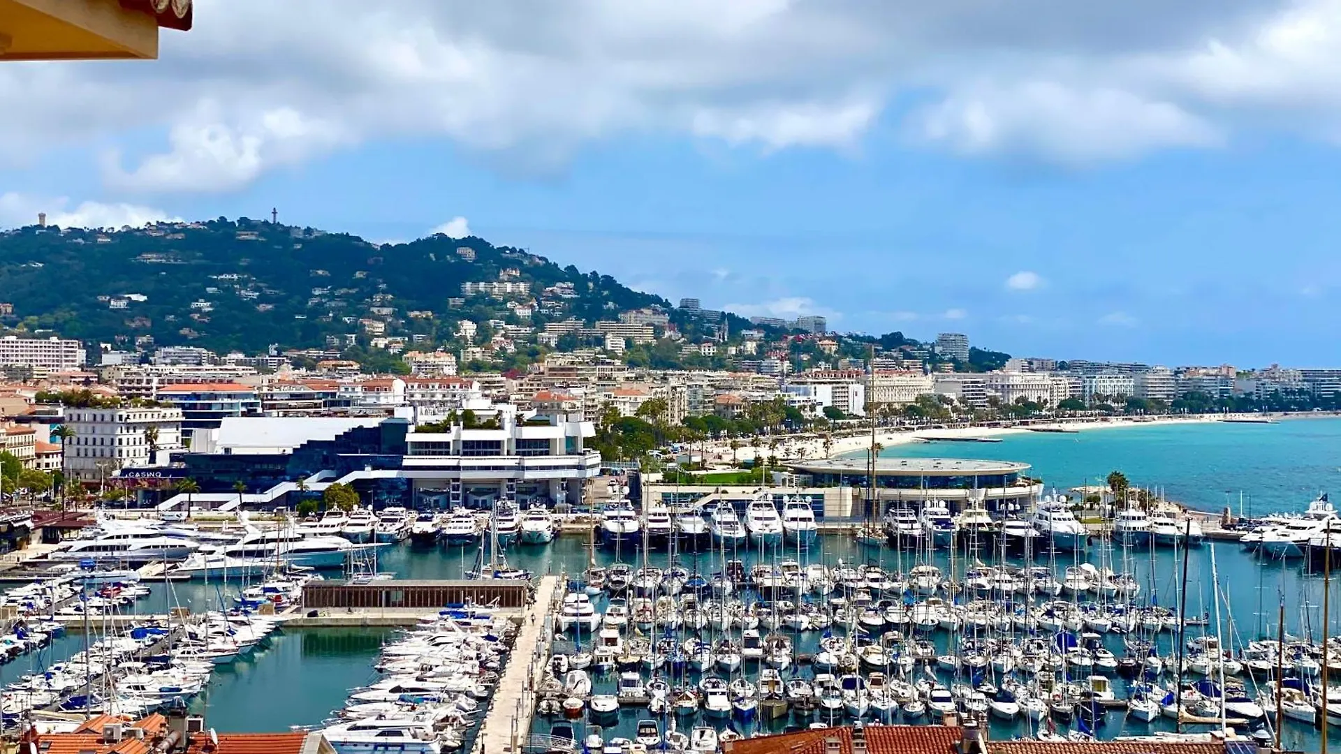 Cannes Suquet Stunning Sea View Bright Apartment Prime Quiet Location